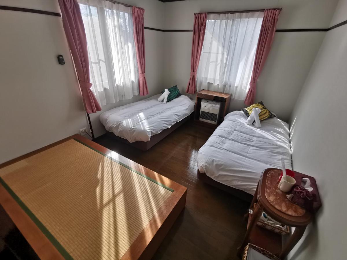 Bed and Breakfast Hakuba Powder Republic Exterior foto
